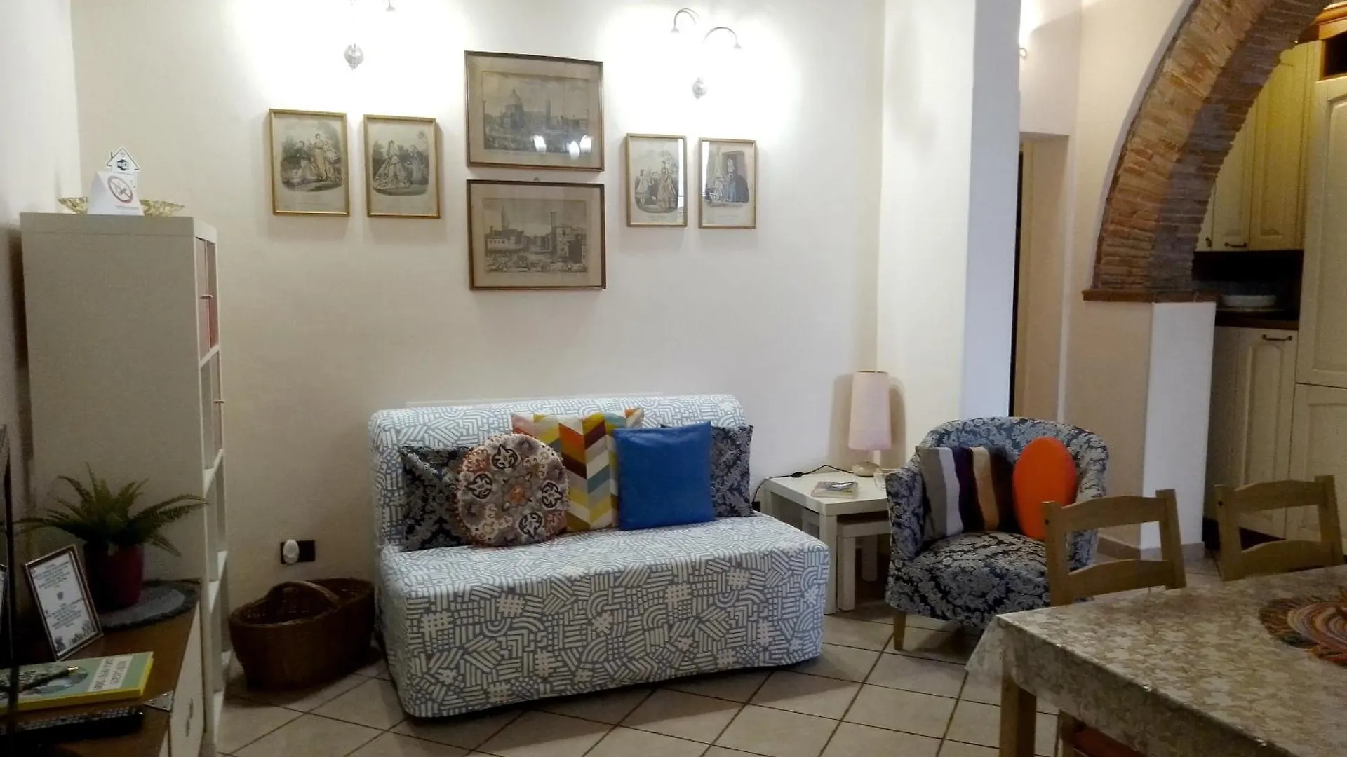 Apartment Ferienwohnung Il Piccolo Eden - Private Garden Livorno